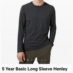NWT Lulu Henley long sleeve tee